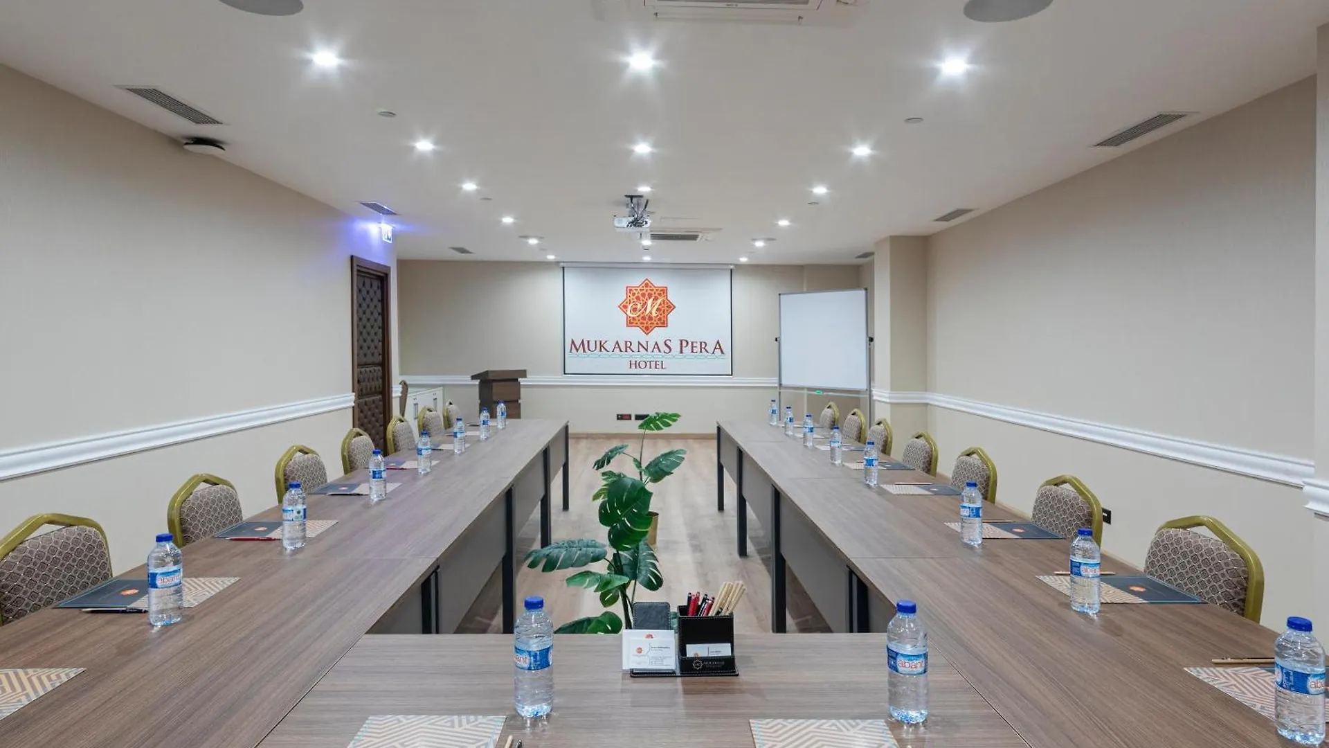 איסטמבול Mukarnas Pera Hotel